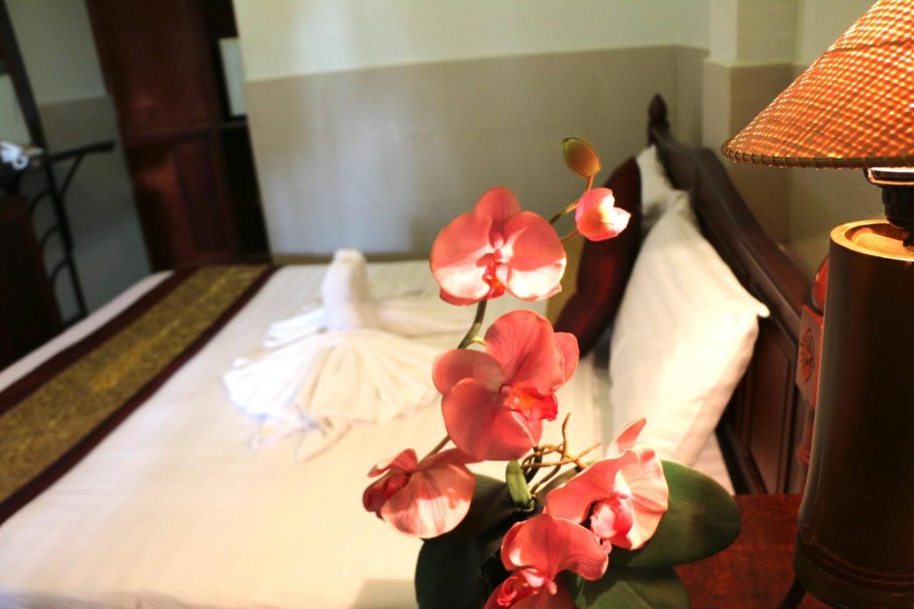 Mali Namphu Hotel Vientiane Bagian luar foto