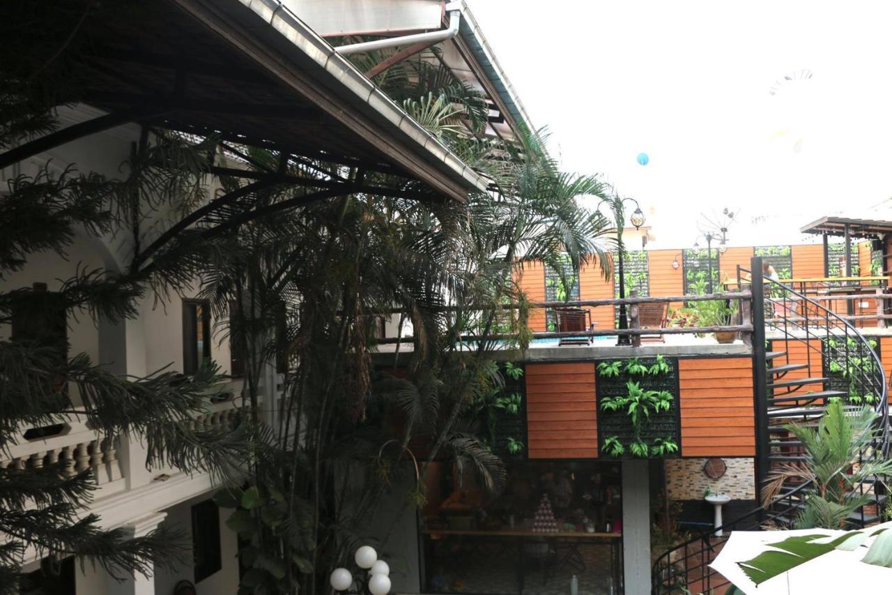 Mali Namphu Hotel Vientiane Bagian luar foto