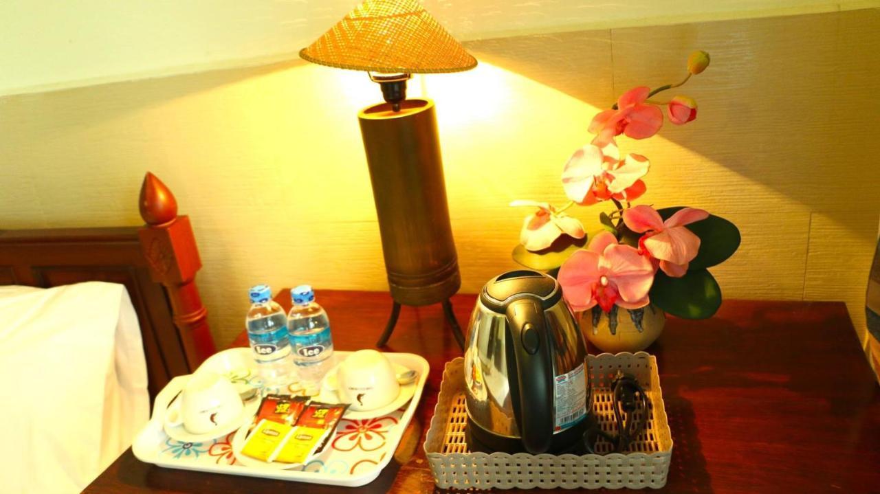 Mali Namphu Hotel Vientiane Bagian luar foto