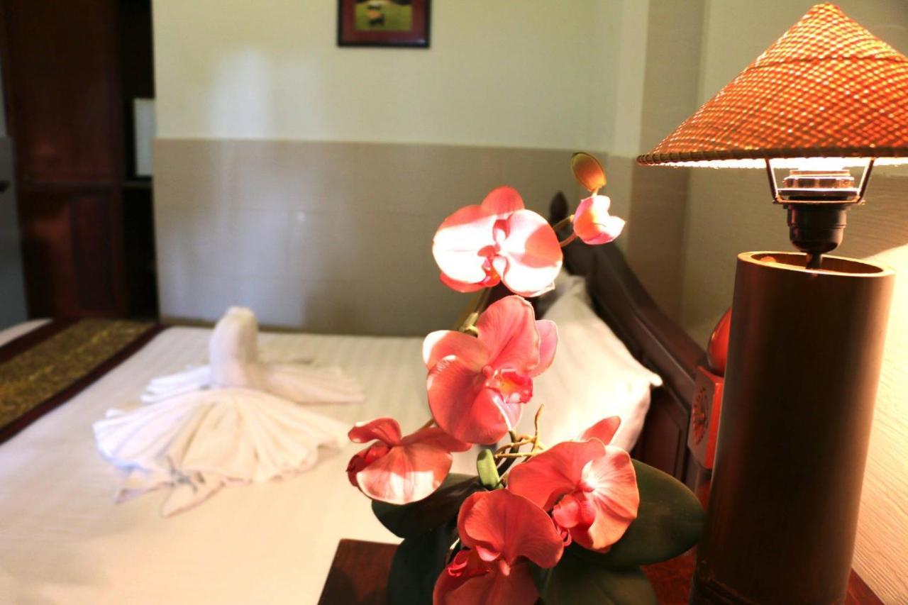 Mali Namphu Hotel Vientiane Bagian luar foto