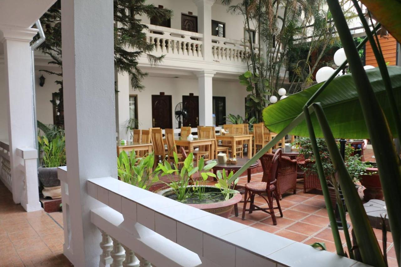 Mali Namphu Hotel Vientiane Bagian luar foto
