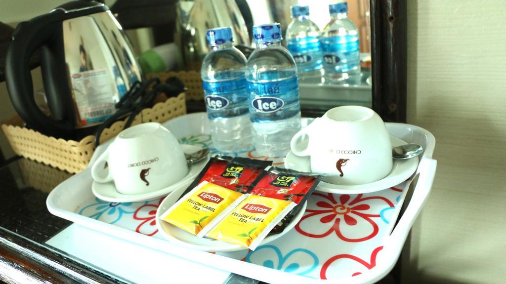 Mali Namphu Hotel Vientiane Bagian luar foto