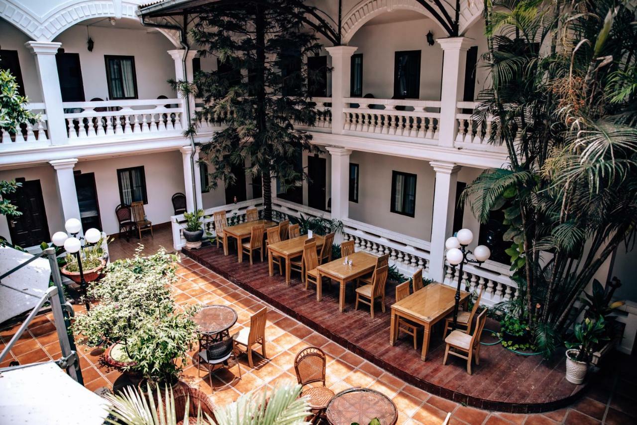 Mali Namphu Hotel Vientiane Bagian luar foto